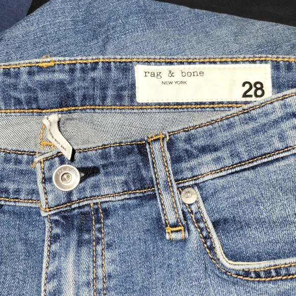 RAG AND BONE medium wash boyfriend  distressed boyfriend jeans size 6 and size 8 - Picture 12 of 15